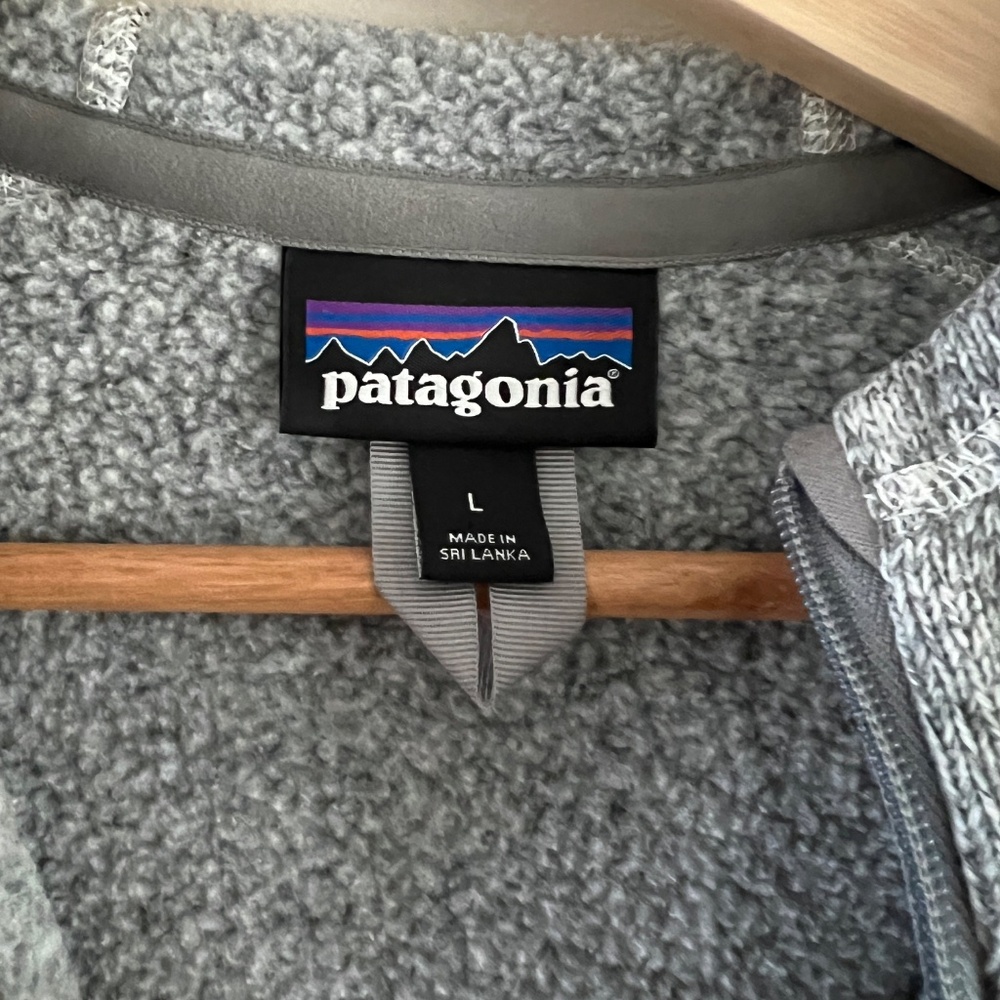 Patagonia - Better Sweater with Hood, Gray, Women's Size Large - Picture 3 of 5